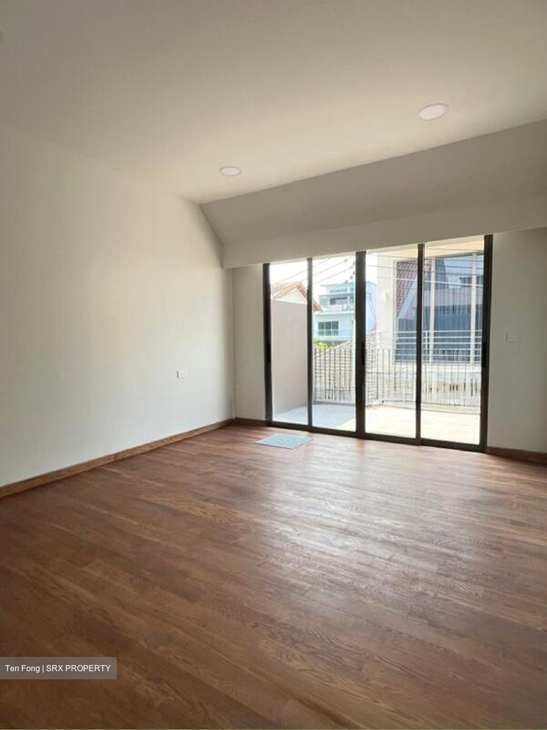 Sembawang Hills Estate (D20), Terrace #502083541